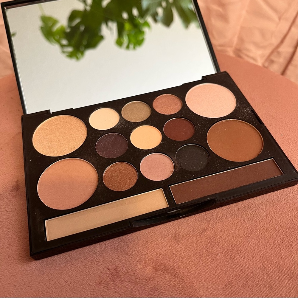 NYX Love Contours All